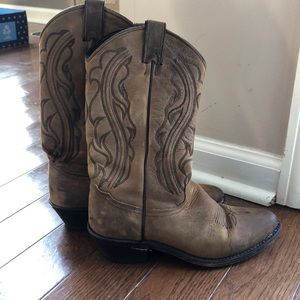 Women’s cowboy boots
